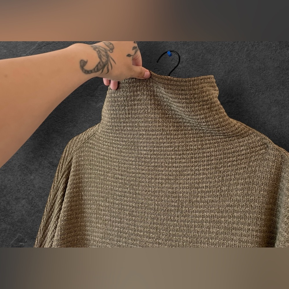 We The Free Kitty Slouchy Waffle Knit Olive Green Tunic Oversized Sweater Size S - Picture 7 of 15